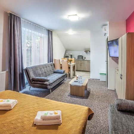 Elendris - Ubytovani U Kostela Bed & Breakfast Brno Dış mekan fotoğraf