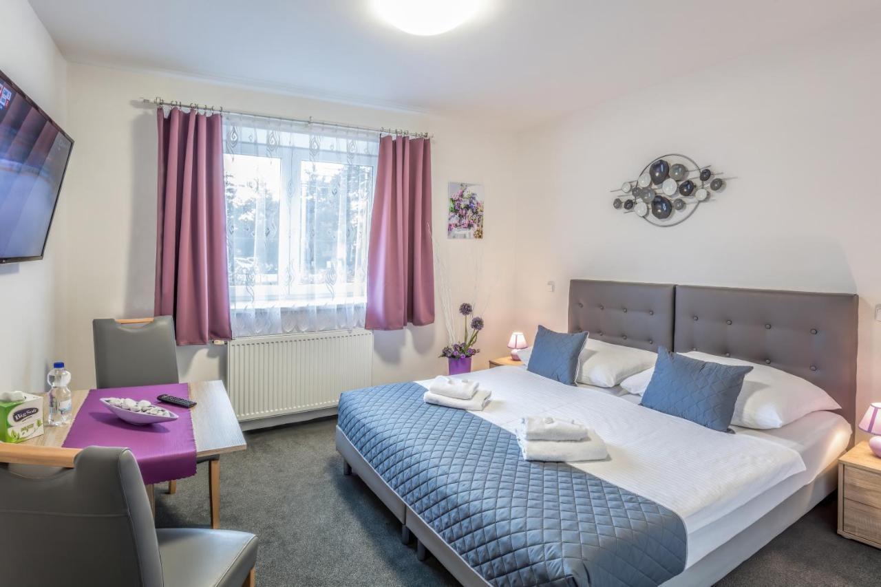 Elendris - Ubytovani U Kostela Brno Dış mekan fotoğraf