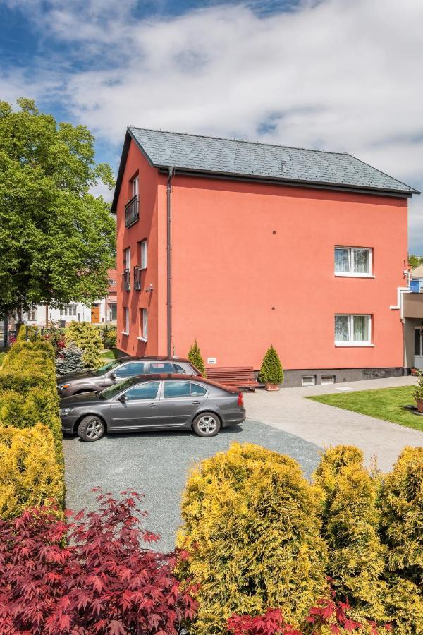 Elendris - Ubytovani U Kostela Brno Dış mekan fotoğraf