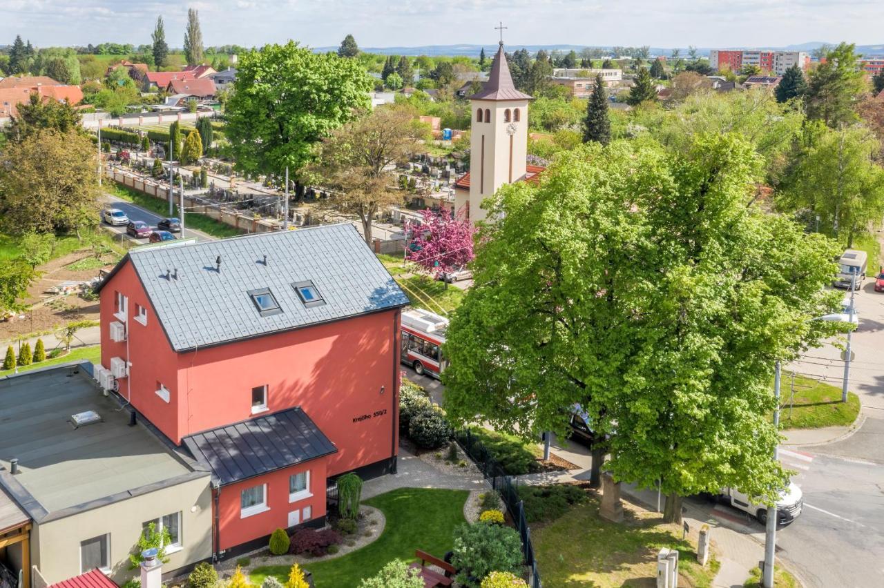 Elendris - Ubytovani U Kostela Brno Dış mekan fotoğraf